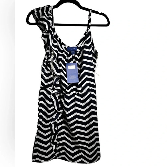 NWT Envy Me Navy White Chevron Ruffle Mini Dress Junior Medium - Picture 2 of 4
